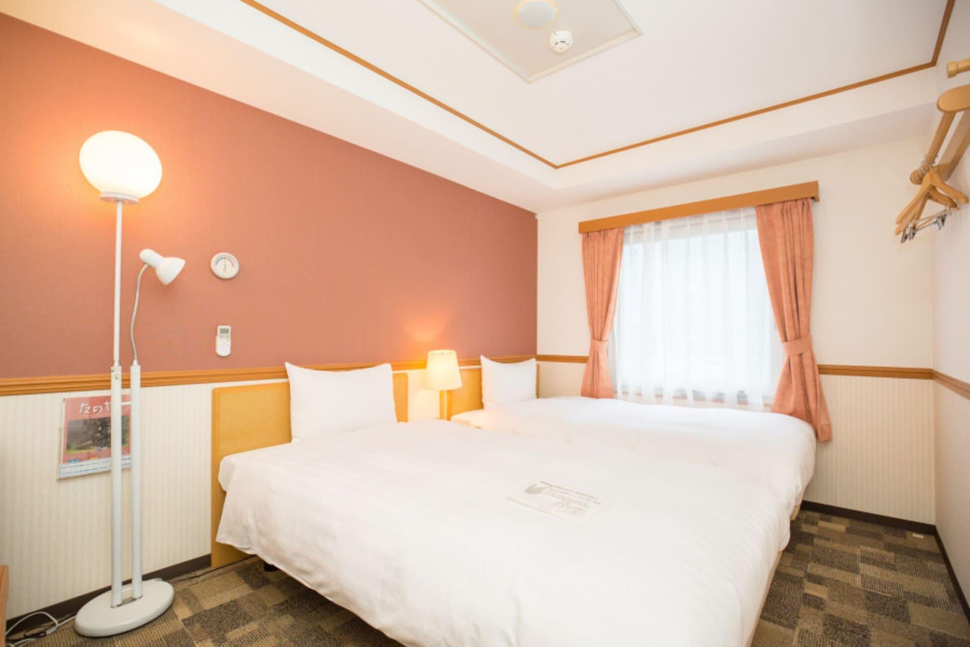 Toyoko Inn Miyazaki Ekimae Экстерьер фото